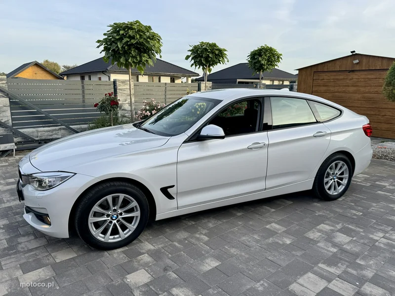 BMW Seria 3 F30 3GT 24