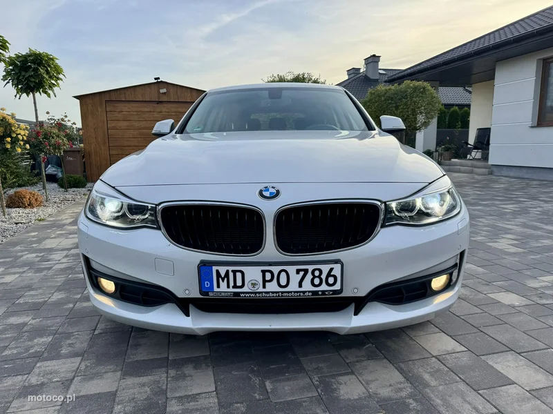 BMW Seria 3 F30 3GT 28