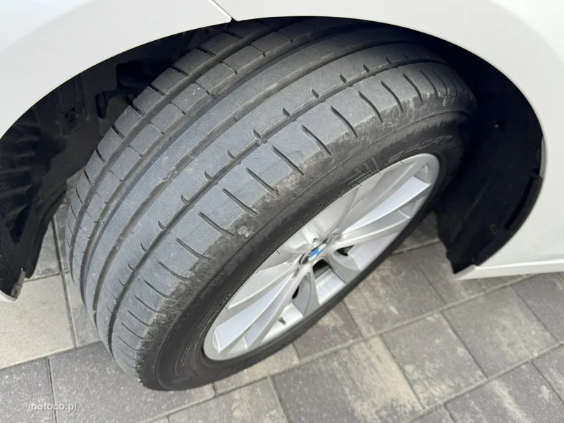 BMW Seria 3 F30 3GT 29