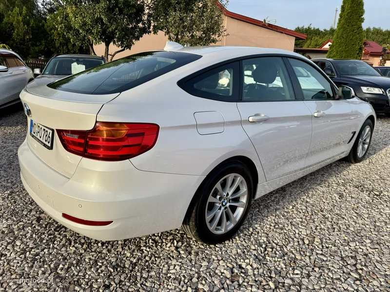 BMW Seria 3 F30 3GT 33
