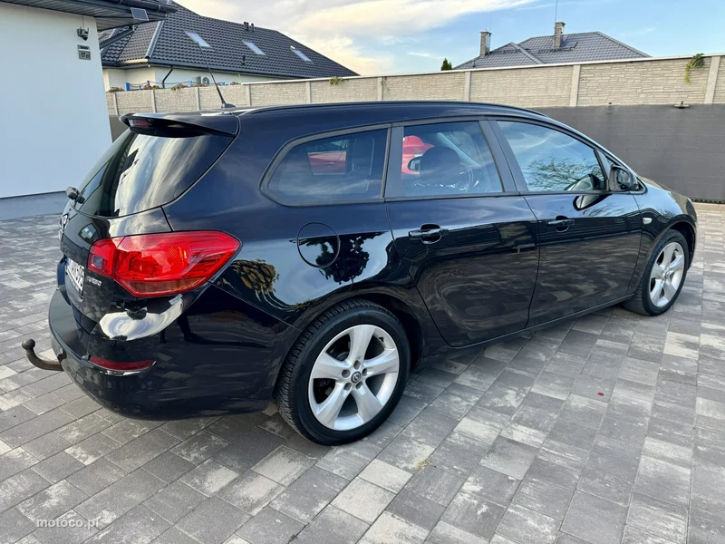 Opel Astra J 14