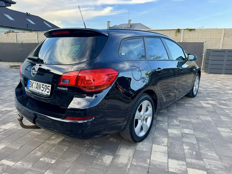 Opel Astra J 15