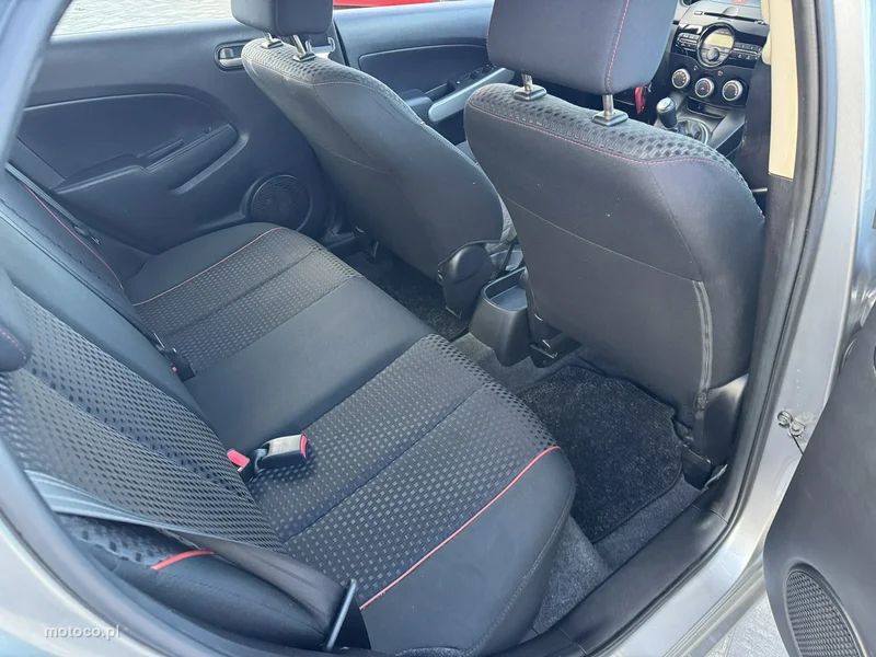 Mazda 2 5