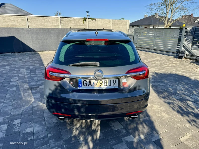 Opel Insignia Sports Tourer 17