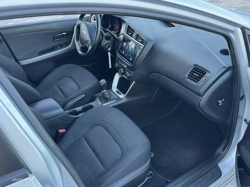 Kia Cee'd 8