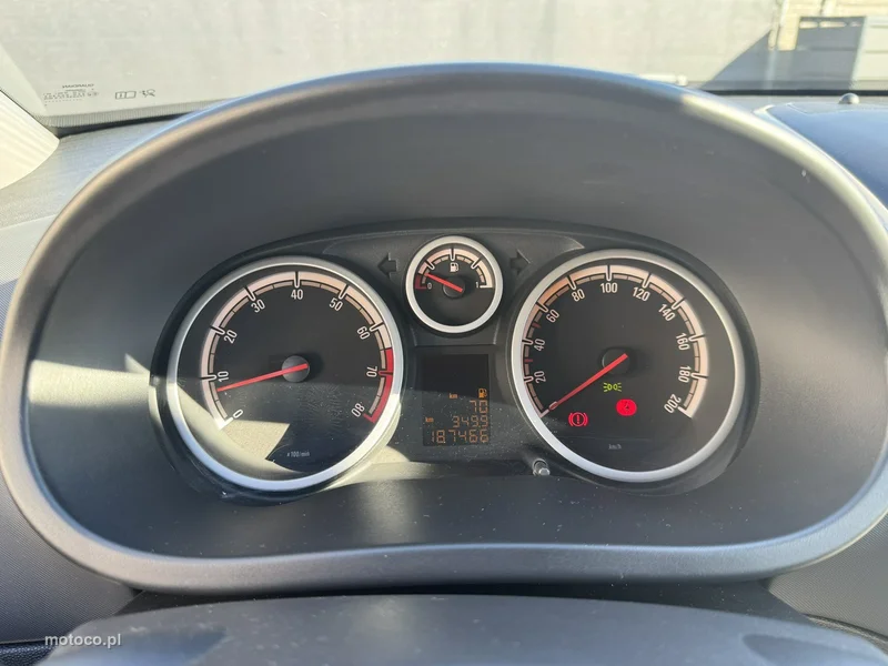 Opel Corsa D 11