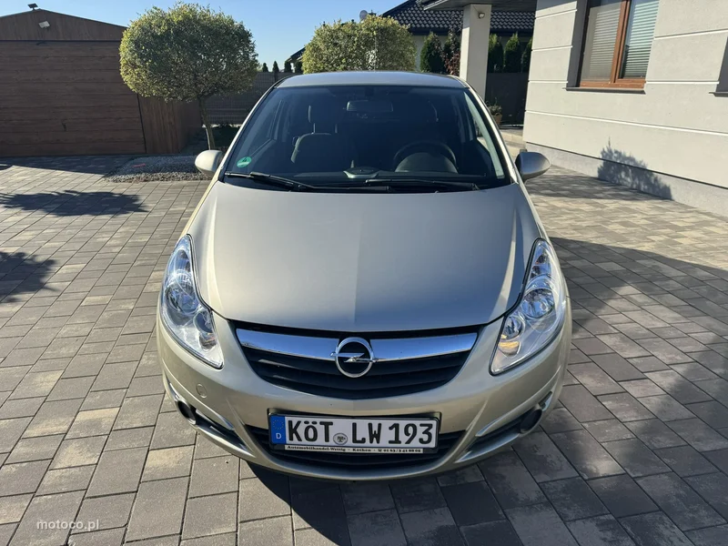 Opel Corsa D 18