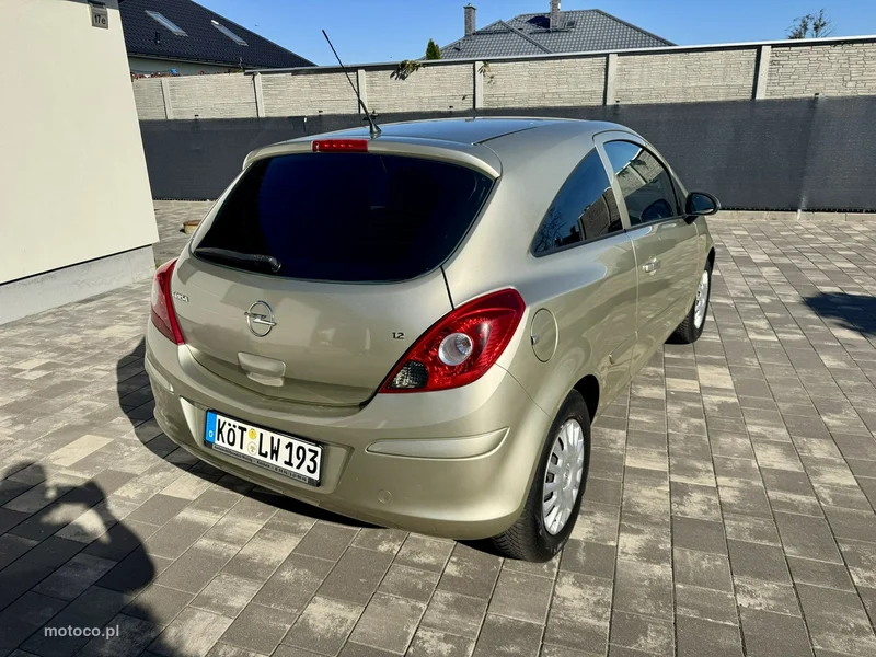 Opel Corsa D 21