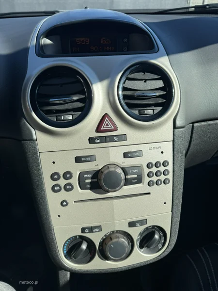 Opel Corsa D 10
