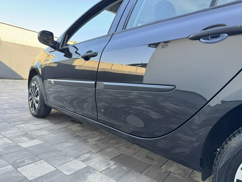Renault Clio III 20
