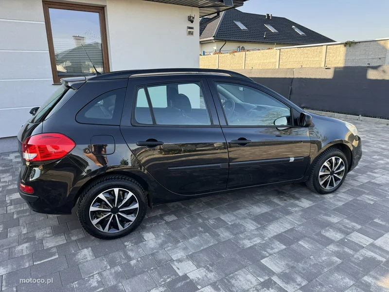 Renault Clio III 24