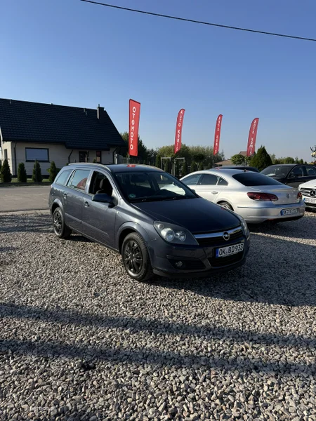 Opel Astra H 12