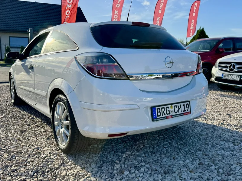 Opel Astra H 2