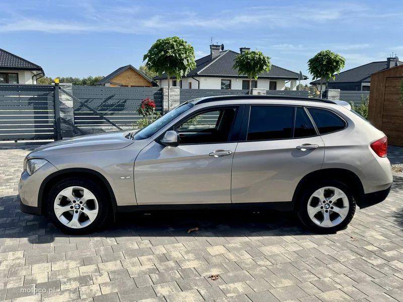 BMW X1 E84 12