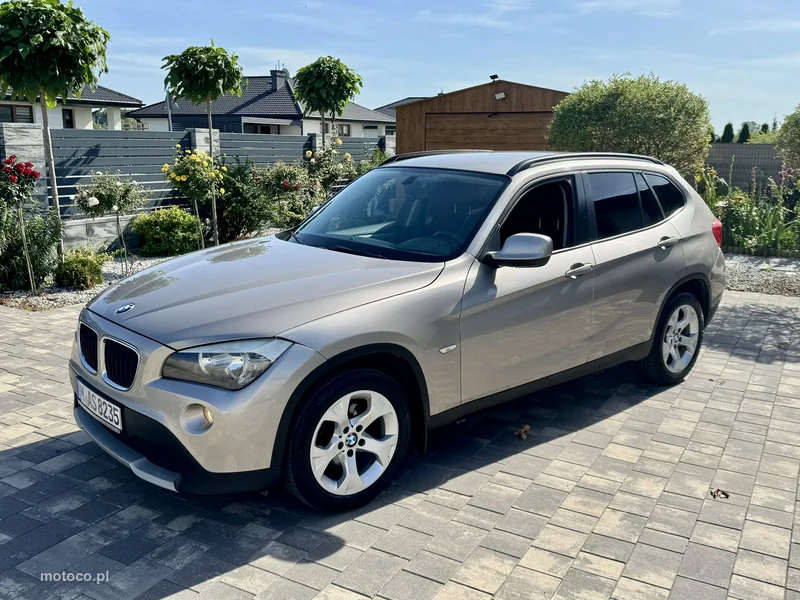 BMW X1 E84 13