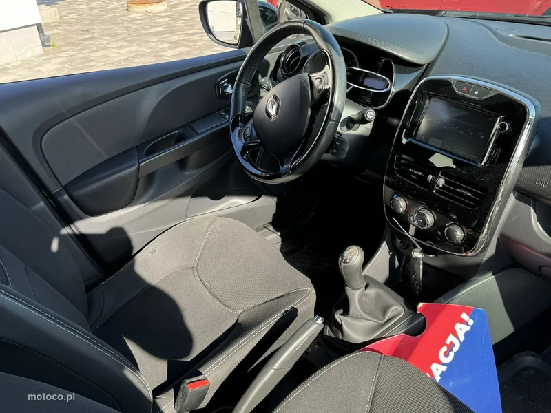 Renault Clio IV 10