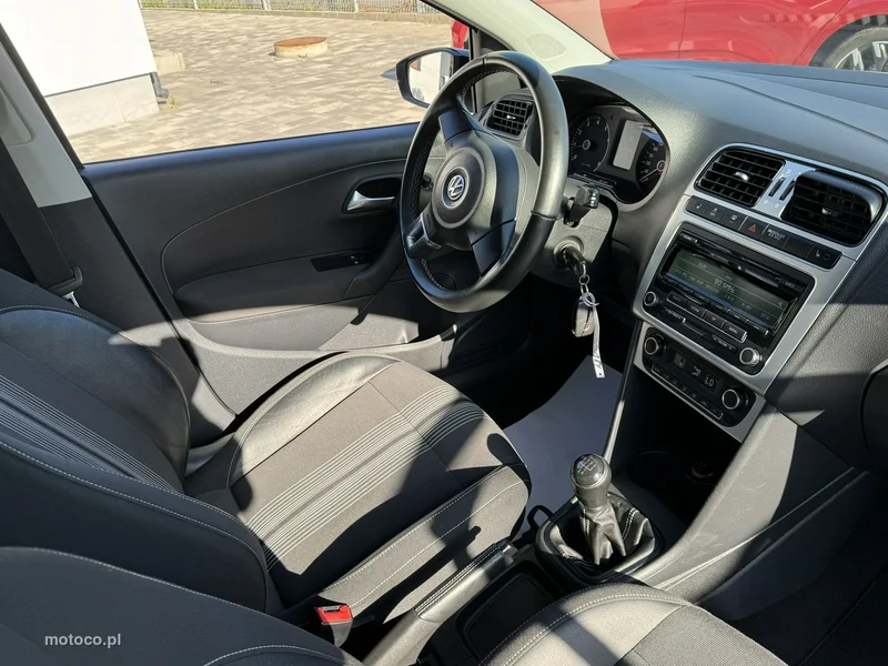 Volkswagen Polo V 6R 3