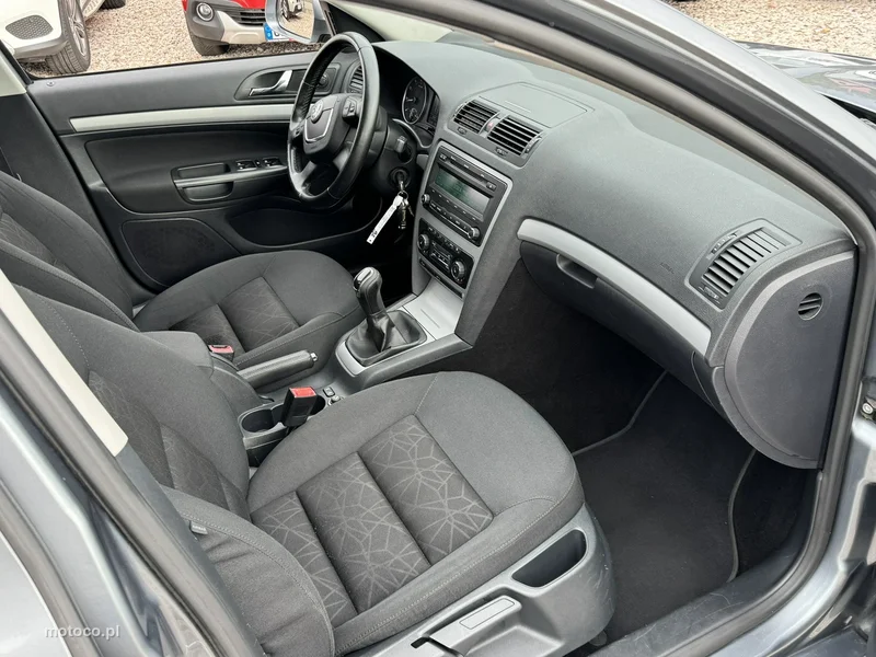 Skoda Octavia II 10
