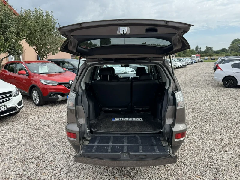 Mitsubishi Outlander 8