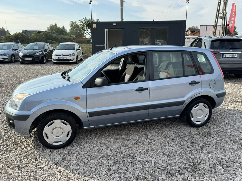 Ford Fusion 12
