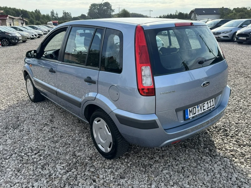 Ford Fusion 14
