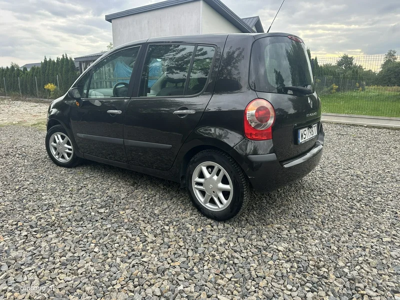 Renault Modus 6