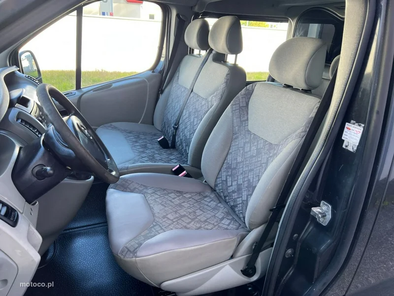 Opel Vivaro 2
