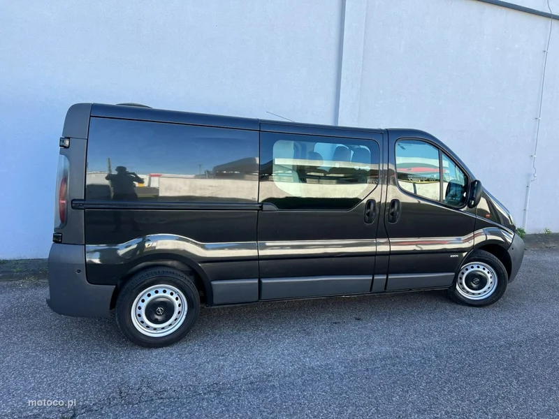 Opel Vivaro 13
