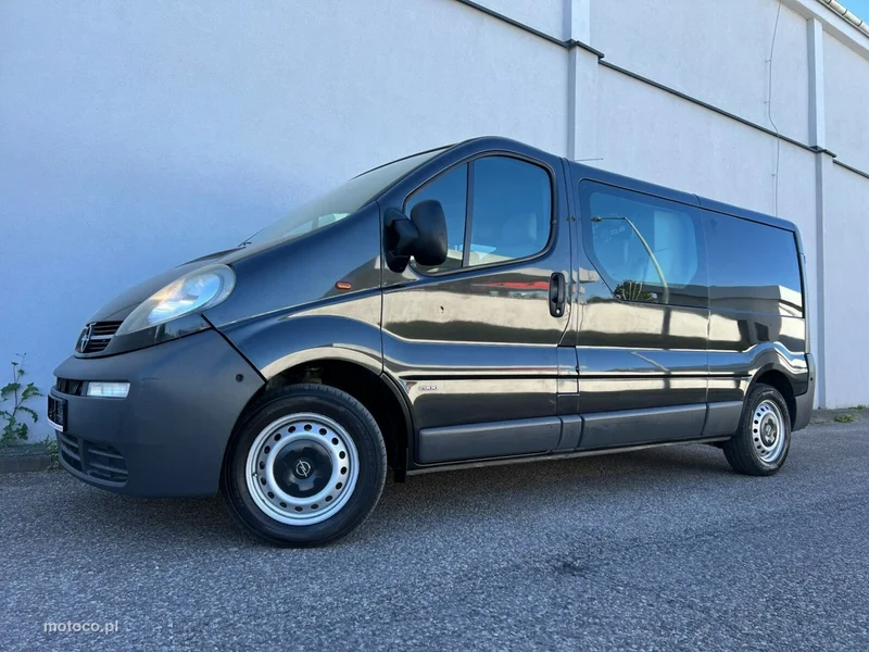 Opel Vivaro 16
