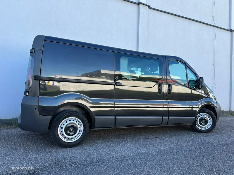 Opel Vivaro 18