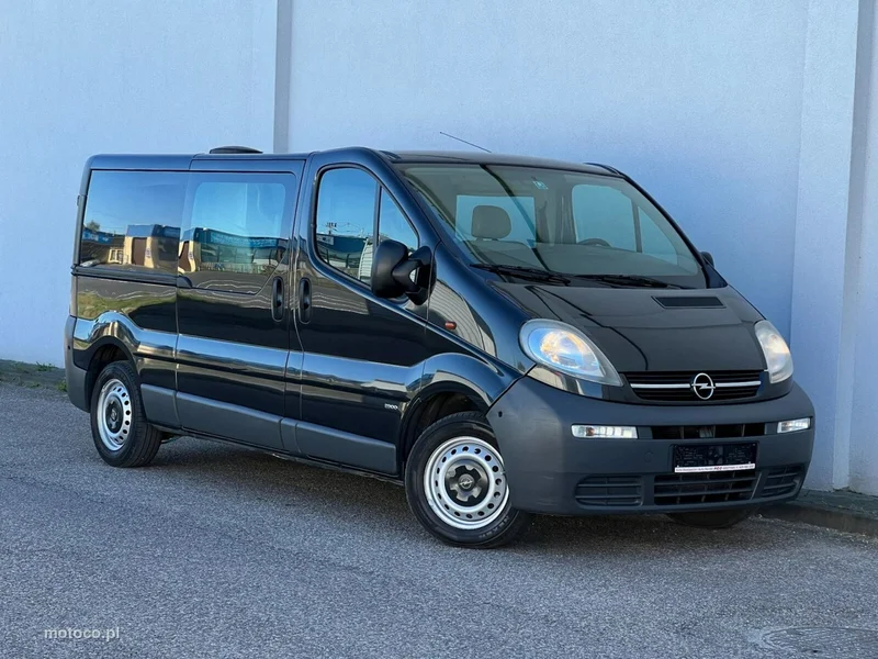 Opel Vivaro 4