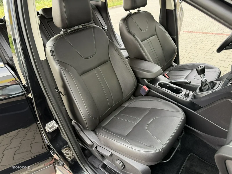 Ford Kuga II 26