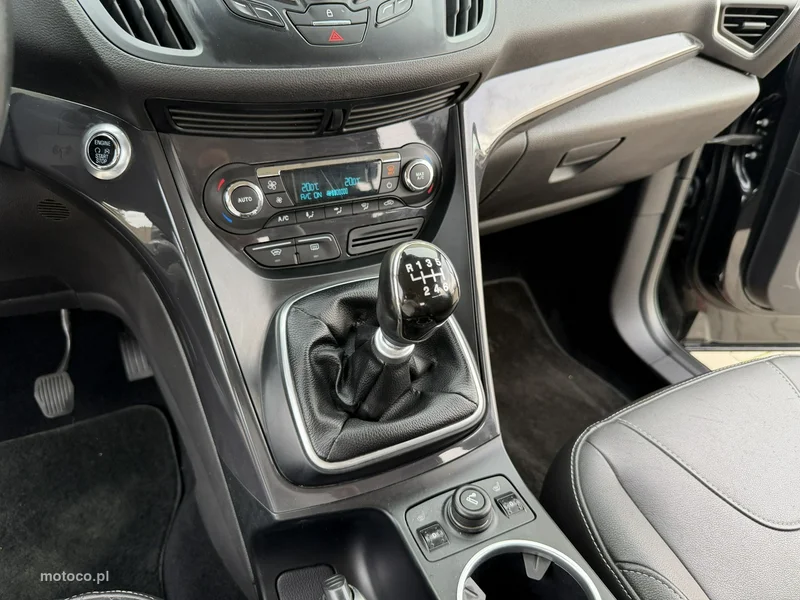 Ford Kuga II 33