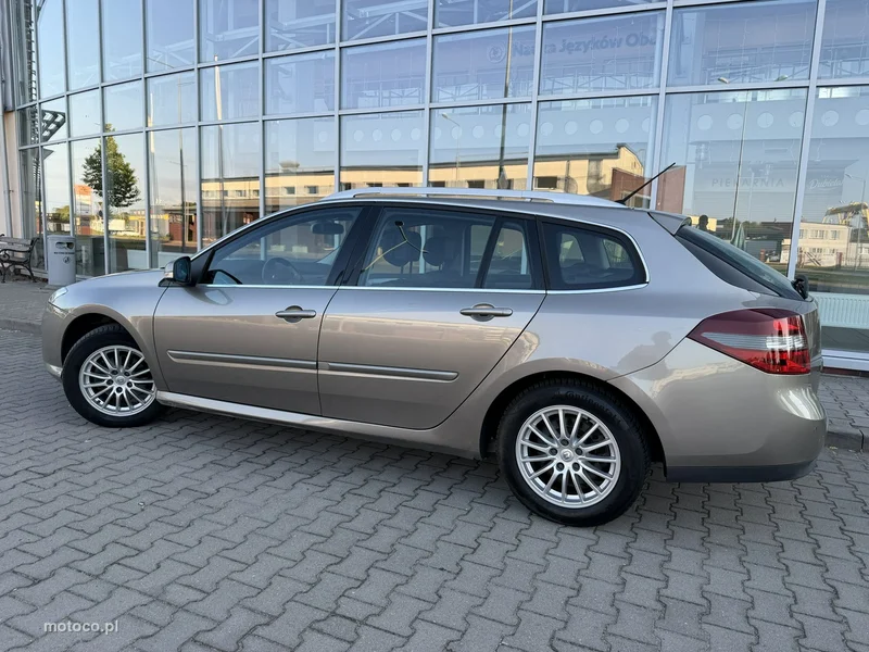 Renault Laguna III 18