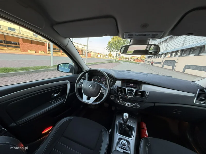 Renault Laguna III 19