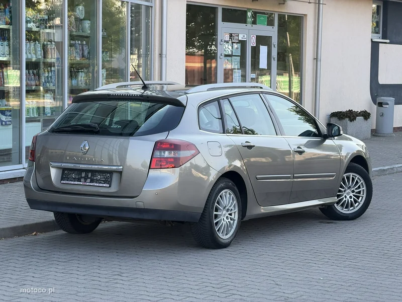 Renault Laguna III 3