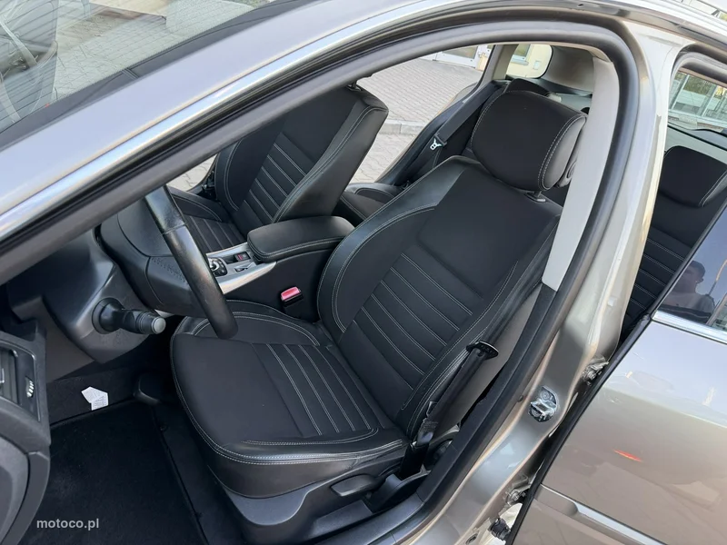Renault Laguna III 21