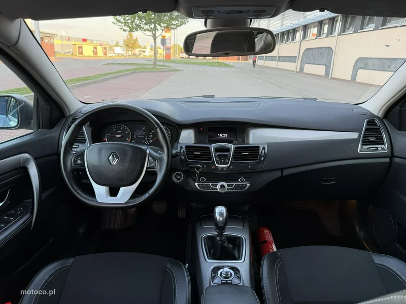 Renault Laguna III 5