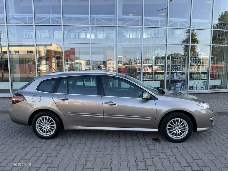 Renault Laguna III 9