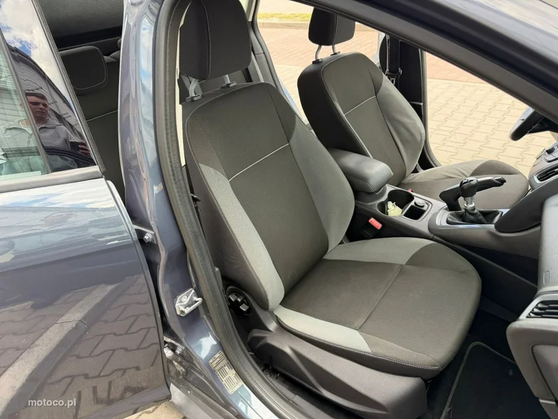 Ford Focus III 15