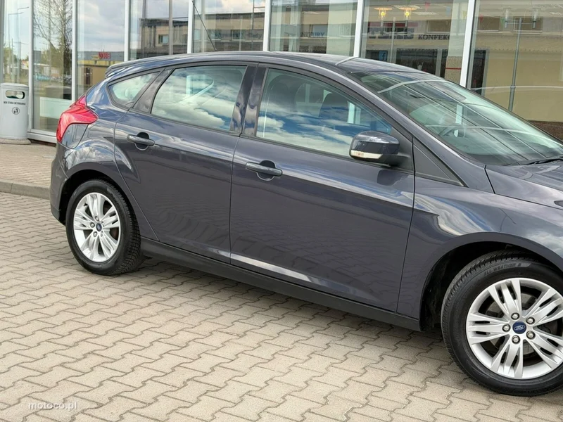 Ford Focus III 28