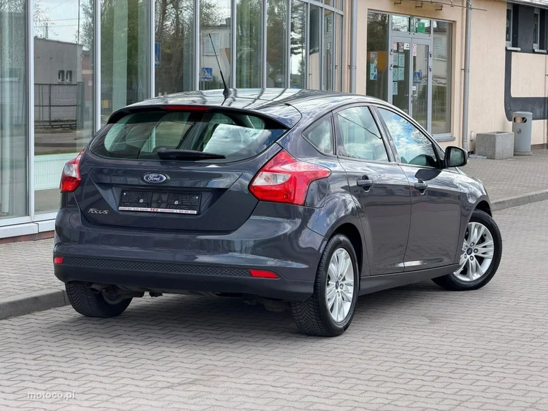 Ford Focus III 4