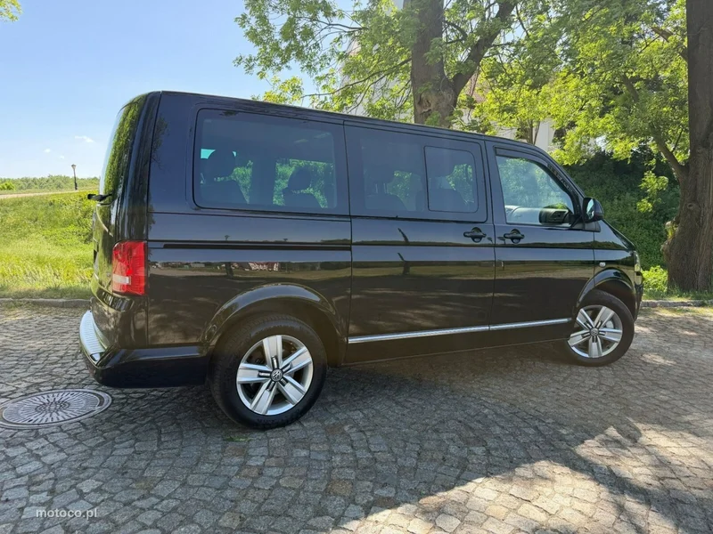 Volkswagen Multivan 18