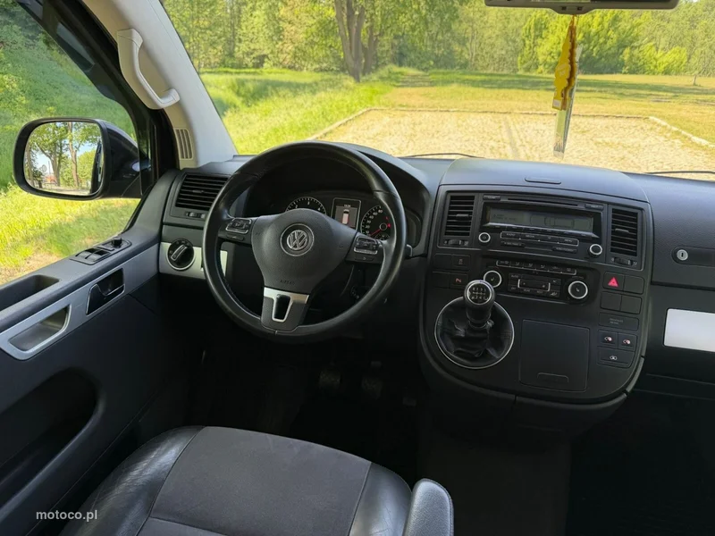 Volkswagen Multivan 19