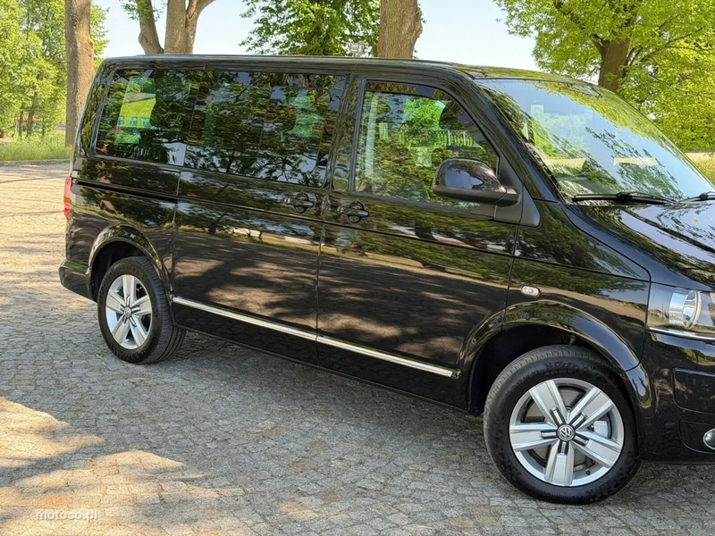 Volkswagen Multivan 38