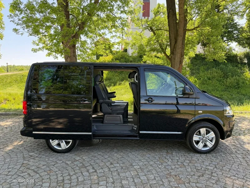Volkswagen Multivan 9