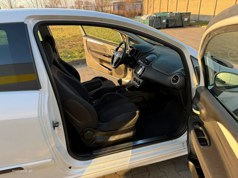 Fiat Punto 23