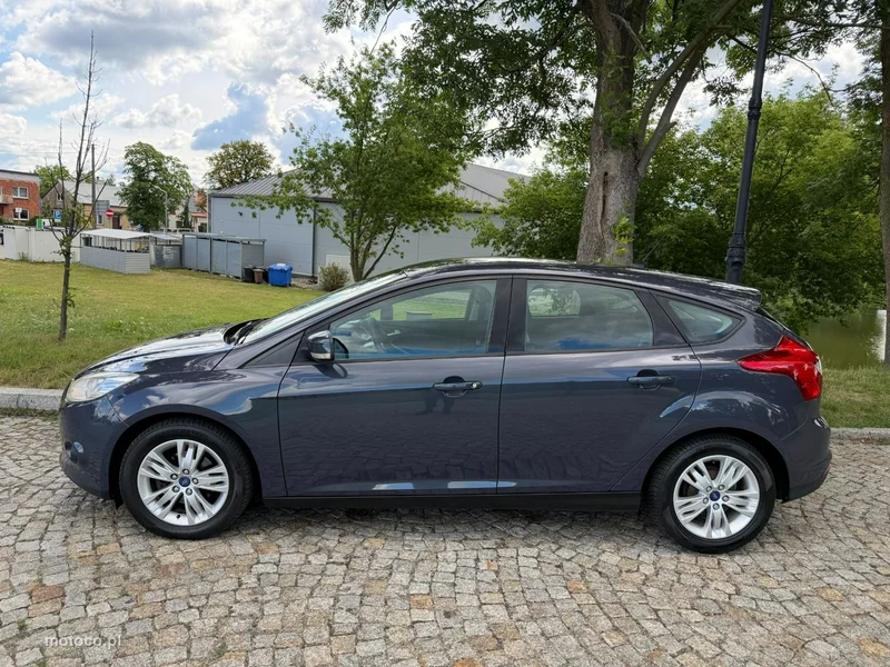 Ford Focus III 3