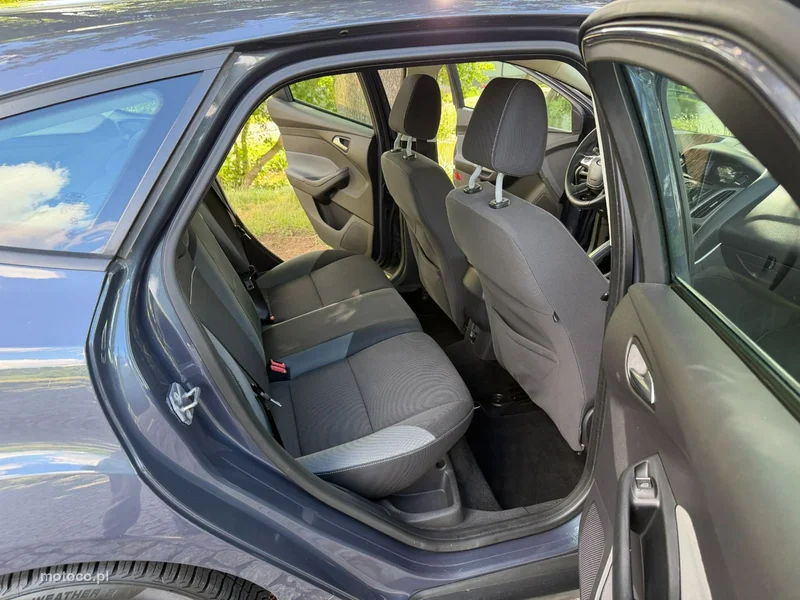 Ford Focus III 21
