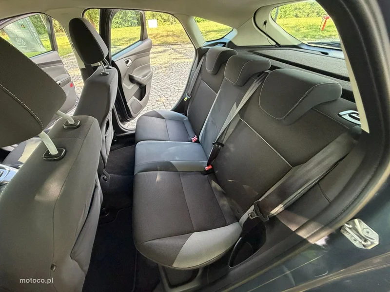 Ford Focus III 23